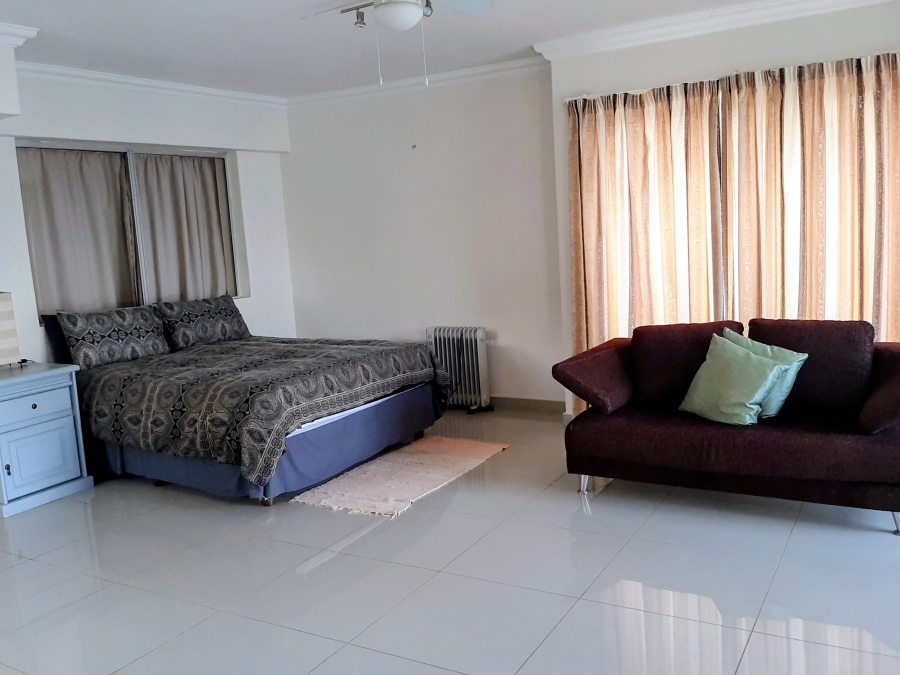 6 Bedroom Property for Sale in Kosmos North West